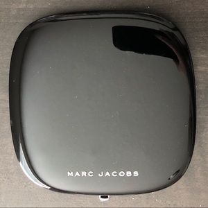 Marc Jacobs Light Filtering Contour Powder